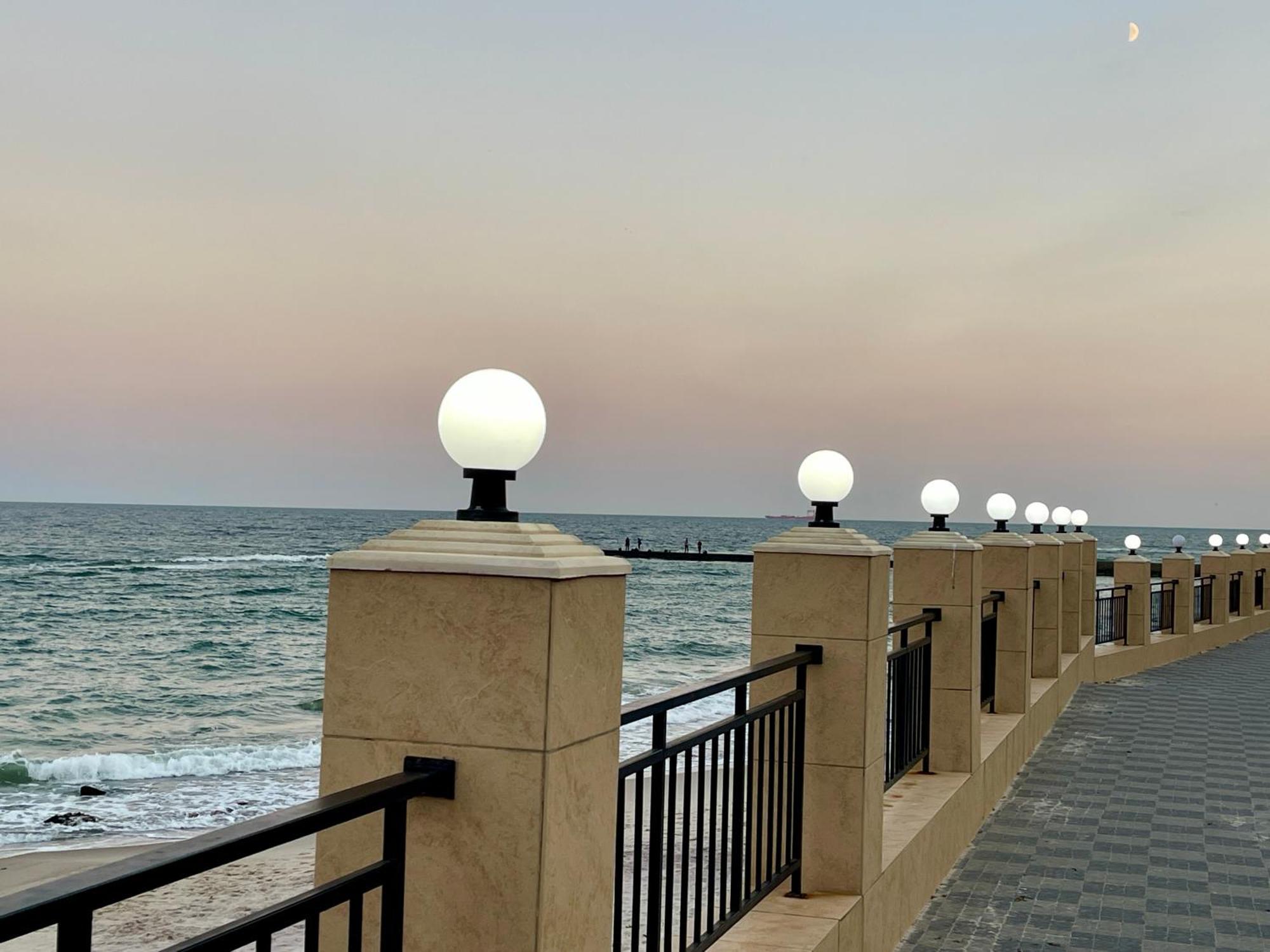 Апартаменты У Моря С Панорамным Видом Золотой Берег Odessa Exterior foto